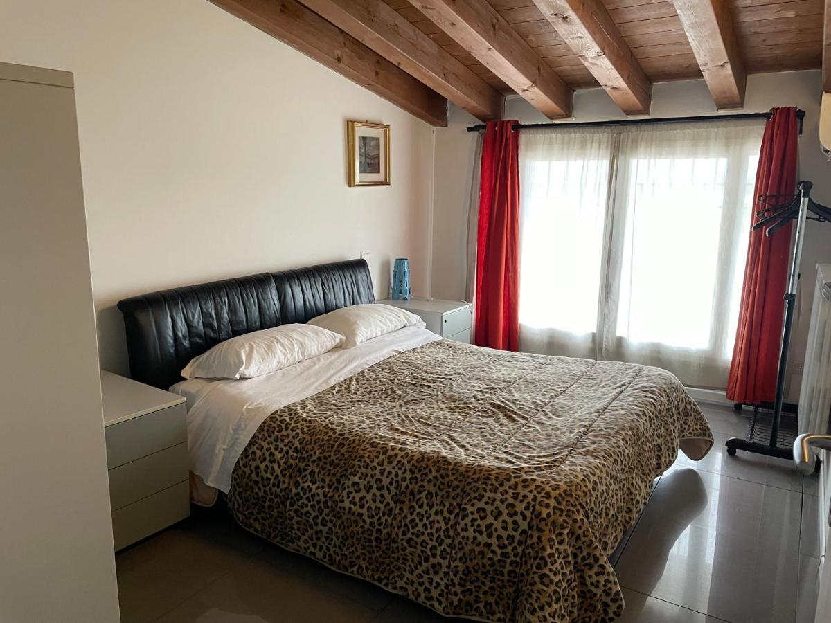 Canal Apartamento Milão